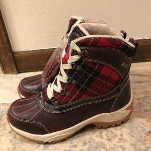 Kodiak waterproof boots size 8